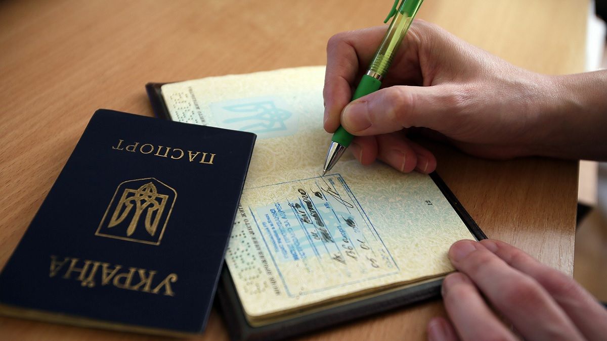 Чи можна прописатися без згоди власника в Україні