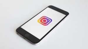 Як оновити Instagram на iPhone
